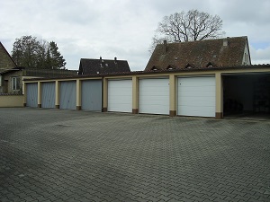 Garagenhof in Anwanden